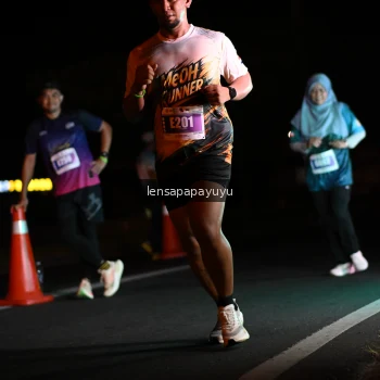 Runner Photo 4933482