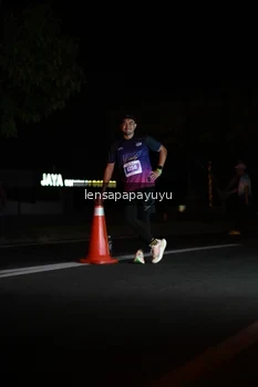 Runner Photo 4933491