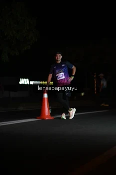 Runner Photo 4933494