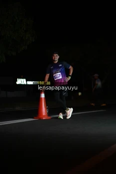 Runner Photo 4933498