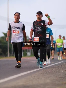 Runner Photo 4933503