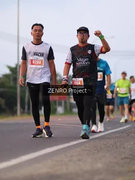 Runner Photo 4933537