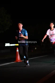 Runner Photo 4933538