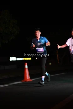 Runner Photo 4933540