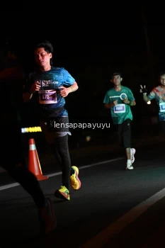 Runner Photo 4933563