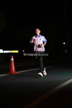 Runner Photo 4933585