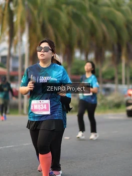 Runner Photo 4933876