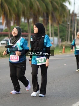 Runner Photo 4934111