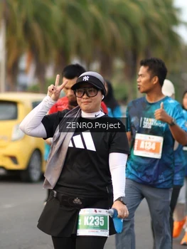 Runner Photo 4934333