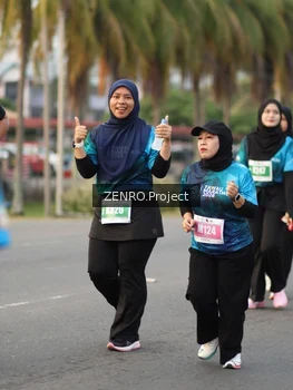 Runner Photo 4934378
