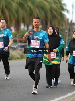 Runner Photo 4934432