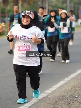 Runner Photo 4934449
