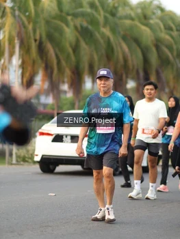 Runner Photo 4934644