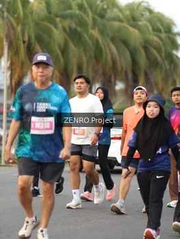 Runner Photo 4934691