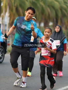 Runner Photo 4934719