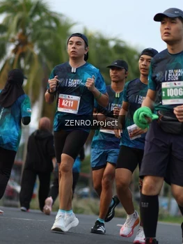 Runner Photo 4934753