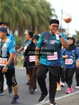 Runner Photo 4934786