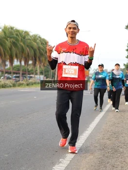 Runner Photo 4934909