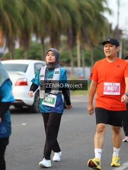 Runner Photo 4935216