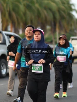 Runner Photo 4935219