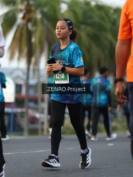 Runner Photo 4935223