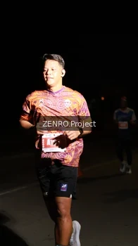 Runner Photo 4935899