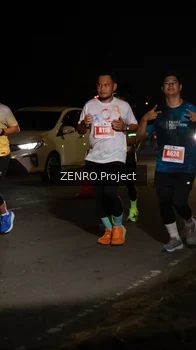 Runner Photo 4936014