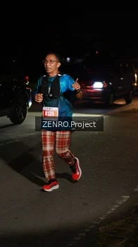 Runner Photo 4936223
