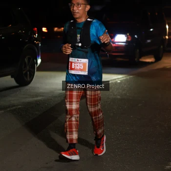 Runner Photo 4936230