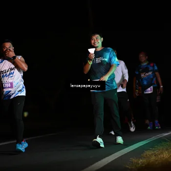 Runner Photo 4938723