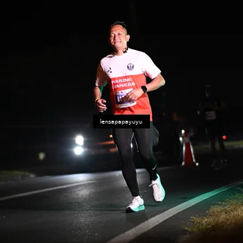 Runner Photo 4938975