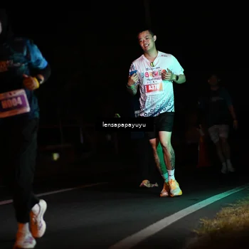 Runner Photo 4939343