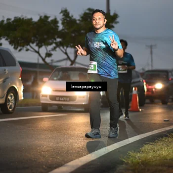 Runner Photo 4939395