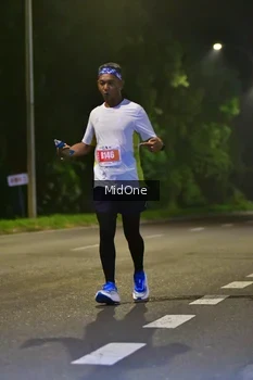 Runner Photo 4939657