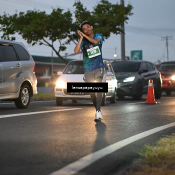 Runner Photo 4939789