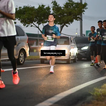Runner Photo 4939843
