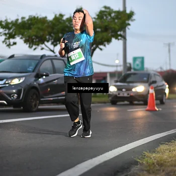 Runner Photo 4940543