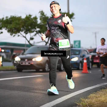 Runner Photo 4940600