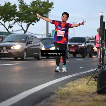 Runner Photo 4940688