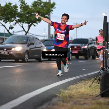 Runner Photo 4940696