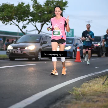 Runner Photo 4940715