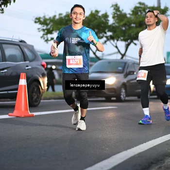Runner Photo 4940773