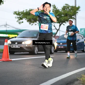 Runner Photo 4940958
