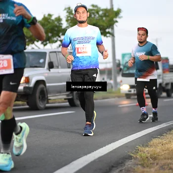 Runner Photo 4940999