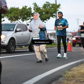 Runner Photo 4941374