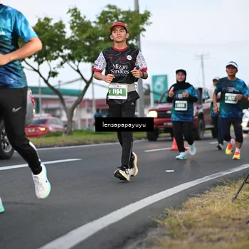 Runner Photo 4941394