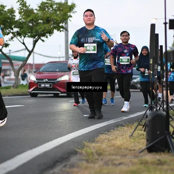 Runner Photo 4941471