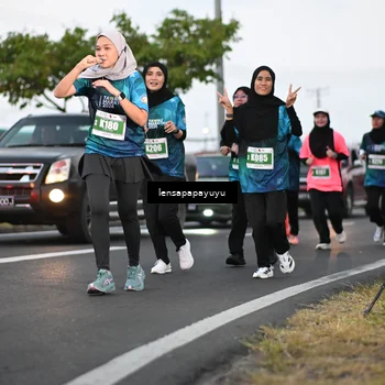 Runner Photo 4941675
