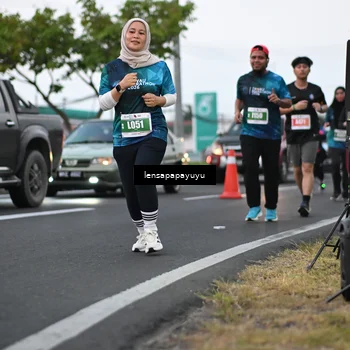Runner Photo 4941711
