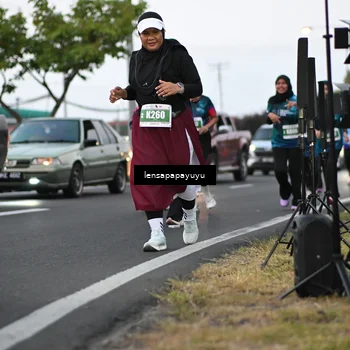 Runner Photo 4941723